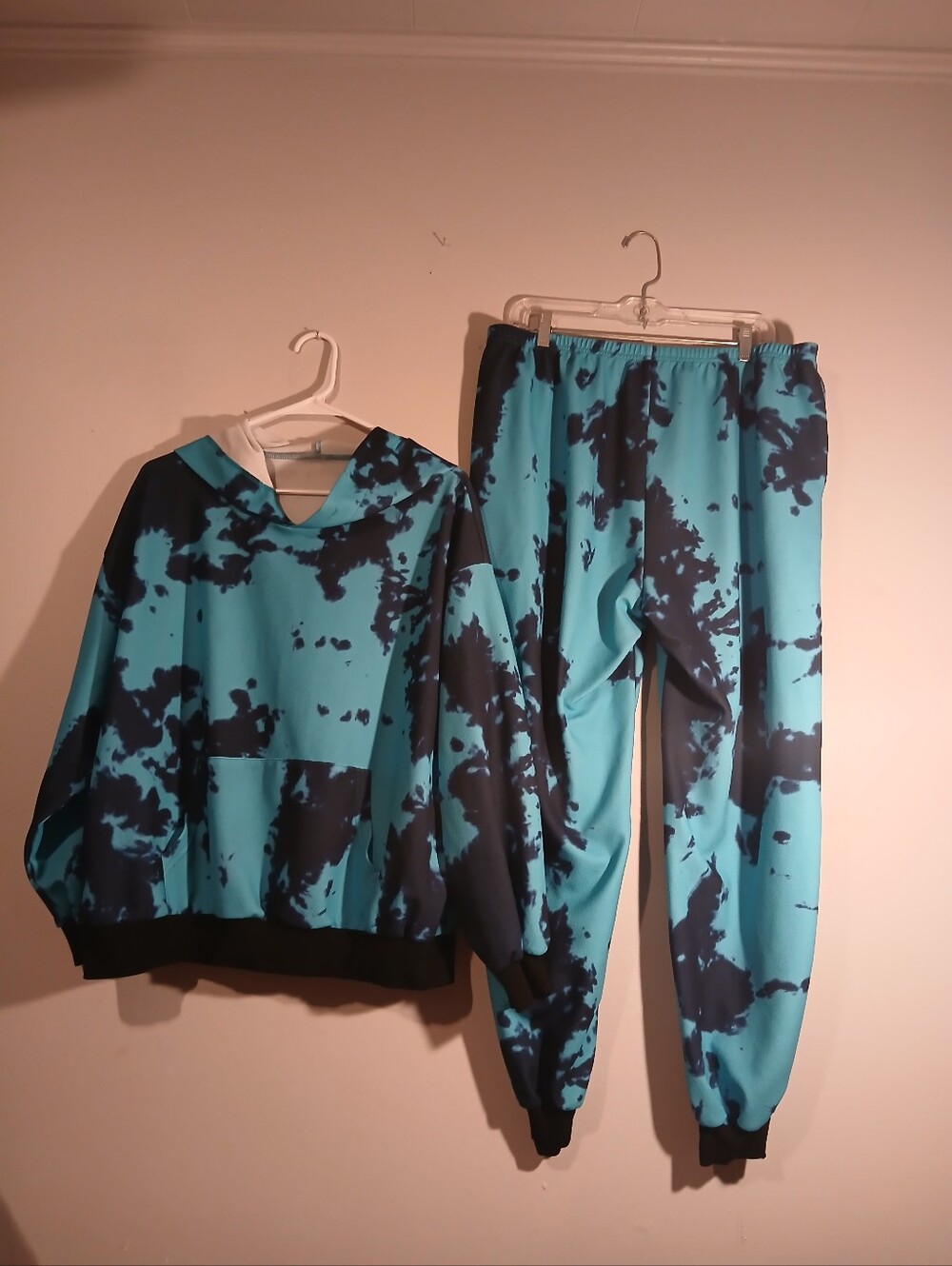 Shein Curve Teal & Black Tie-Dye Jogger Pants Set. Size 2XL